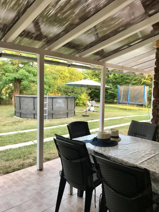 Viharsarki Apartman Gyula Exterior photo